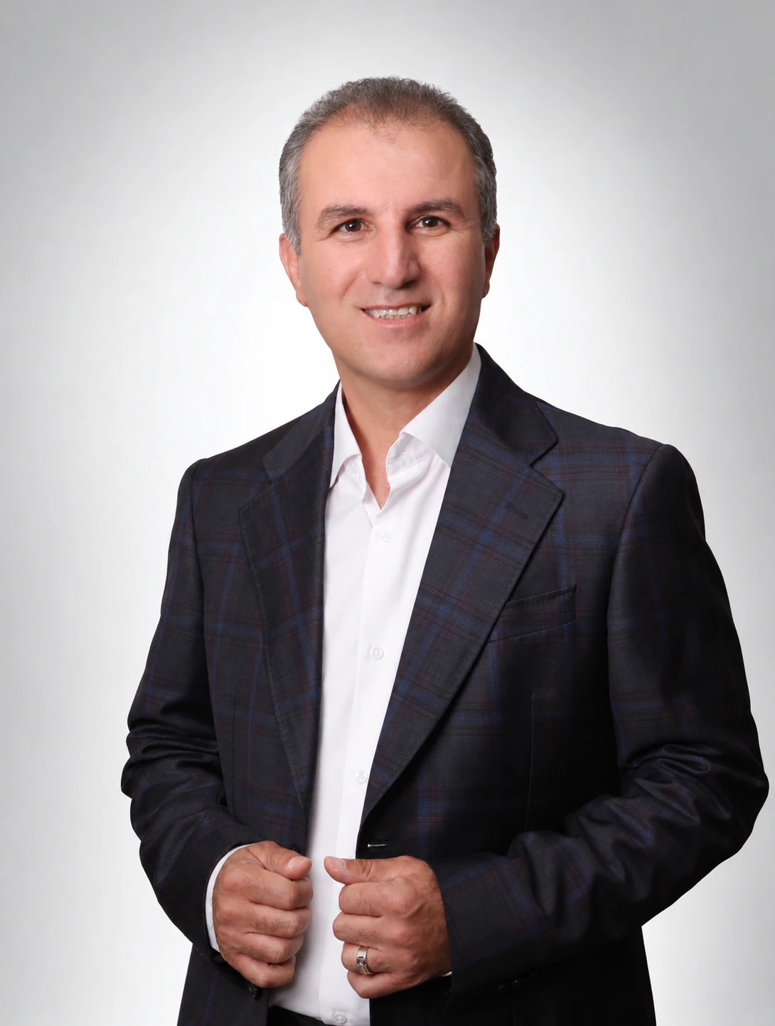Seyyed Alireza Ebrahimzadeh Zonouzian